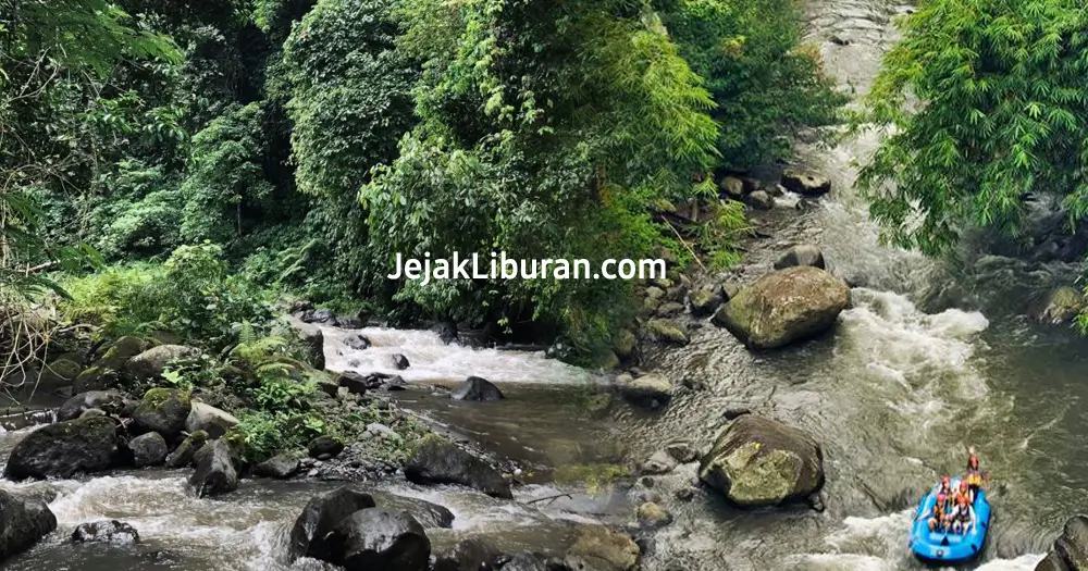 Arung Jeram di sungai Ayung Ubud